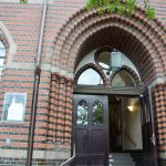 Eingang zur schwedischen Seefahrerkirche - der ältesten in Hamburg