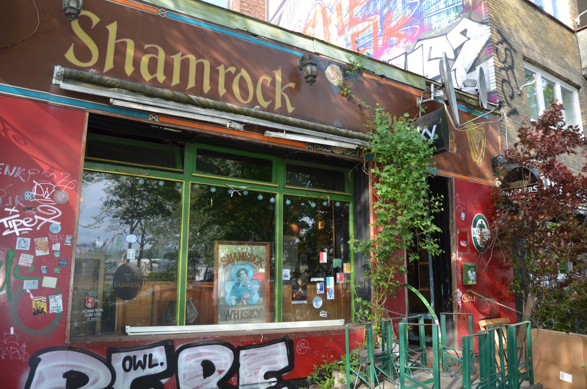 der älteste irische Pub  von Hamburg liegt im Stadttteil St. Pauli und ist eine beliebte Fußballkneipe.
